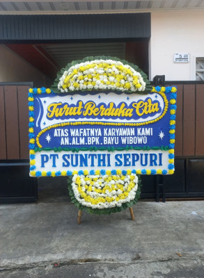 Papan Bunga Duka di Embaloh Hulu