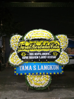 Papan Bunga Duka di Embaloh Hulu